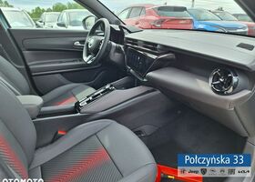 Альфа Ромео Джуниор 2025 в Европе на Automoto.ua Синий Альфа Ромео Джуниор, объемом двигателя 1 л и пробегом 7 тыс. км за 31693 $, фото 30 на Automoto.ua