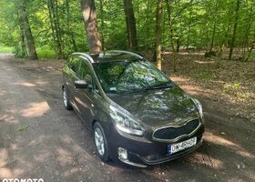 Киа Каренс, объемом двигателя 1.69 л и пробегом 140 тыс. км за 8618 $, фото 5 на Automoto.ua