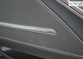 Ауди С8, Седан 2011 - н.в. 4,0 TFSI (520) quattro