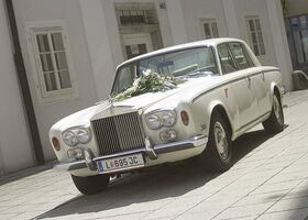 Білий Ролс Ройс Silver Shadow, об'ємом двигуна 6.75 л та пробігом 24 тис. км за 40323 $, фото 3 на Automoto.ua