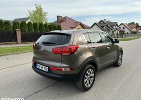 Кіа Sportage, об'ємом двигуна 1.59 л та пробігом 173 тис. км за 10778 $, фото 27 на Automoto.ua