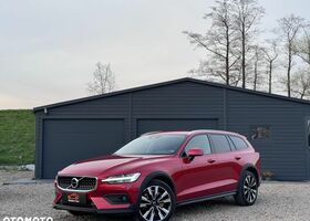 Вольво V60 Cross Country, объемом двигателя 1.97 л и пробегом 141 тыс. км за 29352 $, фото 2 на Automoto.ua