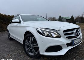 Мерседес Ц-Класс 2015 в Европе на Automoto.ua Белый Мерседес Ц-Класс, объемом двигателя 1 л и пробегом 280 тыс. км за 49900 $, фото 3 на Automoto.ua