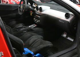 Красный Феррари 599 GTB, объемом двигателя 6 л и пробегом 4 тыс. км за 514239 $, фото 10 на Automoto.ua