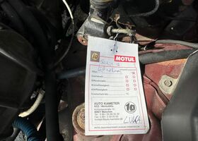 Мерседес 200 1983 в Европе на Automoto.ua Красный Мерседес 200, объемом двигателя 1.98 л и пробегом 193 тыс. км за 16161 $, фото 27 на Automoto.ua