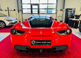 Красный Феррари 488, объемом двигателя 3.9 л и пробегом 45 тыс. км за 279559 $, фото 9 на Automoto.ua