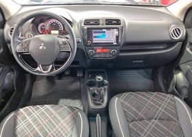 Мицубиси Спейс Стар 2022 в Европе на Automoto.ua Белый Мицубиси Спейс Стар, объемом двигателя 1.19 л и пробегом 44 тыс. км за 13870 $, фото 10 на Automoto.ua
