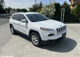 Джип Cherokee, об'ємом двигуна 3.24 л та пробігом 112 тис. км за 12937 $, фото 6 на Automoto.ua