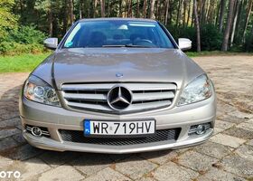 Мерседес Ц-Клас 2007 у Європі на Automoto.ua Сірий Мерседес Ц-Клас, об'ємом двигуна 1 л та пробігом 110 тис. км за 8451 $, фото 3 на Automoto.ua
