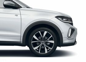 Фольксваген T-Cross, объемом двигателя 1.5 л и пробегом 10 тыс. км за 30473 $, фото 6 на Automoto.ua