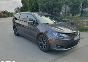 Крайслер Pacifica, об'ємом двигуна 3.61 л та пробігом 69 тис. км за 22225 $, фото 1 на Automoto.ua