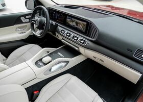 Червоний Мерседес GLS 450, об'ємом двигуна 2.99 л та пробігом 10 тис. км за 135963 $, фото 12 на Automoto.ua