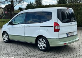 Форд Tourneo Courier, объемом двигателя 1 л и пробегом 127 тыс. км за 6026 $, фото 2 на Automoto.ua