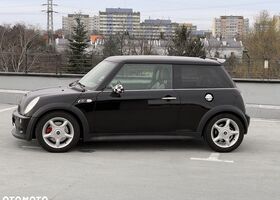 Мини John Cooper Works, объемом двигателя 1.6 л и пробегом 165 тыс. км за 6156 $, фото 11 на Automoto.ua