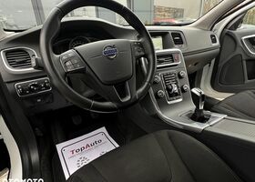 Вольво V60 Cross Country, объемом двигателя 1.97 л и пробегом 223 тыс. км за 10562 $, фото 18 на Automoto.ua