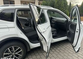 Фольксваген Tiguan Allspace, об'ємом двигуна 1.5 л та пробігом 95 тис. км за 20950 $, фото 13 на Automoto.ua