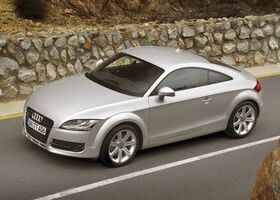 Ауди ТТ, Купе 2010 - н.в. RS Coupe 2,5 TFSI quattro MT (360 Hp)