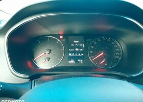 Рено Меган 2022 у Європі на Automoto.ua Сірий Рено Меган, об'ємом двигуна 1 л та пробігом 132 тис. км за 12809 $, фото 17 на Automoto.ua