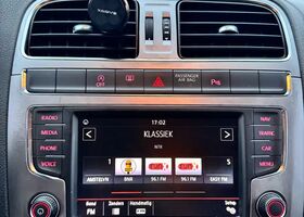 Фольксваген Поло 2015 у Європі на Automoto.ua Чорний Фольксваген Поло, об'ємом двигуна 1.42 л та пробігом 192 тис. км за 8174 $, фото 4 на Automoto.ua