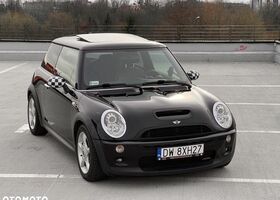 Мини John Cooper Works, объемом двигателя 1.6 л и пробегом 165 тыс. км за 6156 $, фото 5 на Automoto.ua