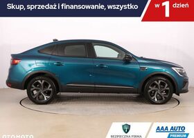 Рено Arkana, об'ємом двигуна 1.33 л та пробігом 3 тис. км за 26998 $, фото 6 на Automoto.ua