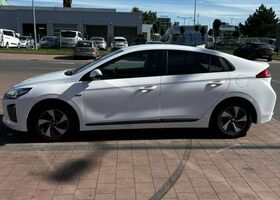 Хендай Ioniq, об'ємом двигуна 1.58 л та пробігом 261 тис. км за 11210 $, фото 4 на Automoto.ua