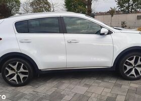 Киа Sportage, объемом двигателя 1.59 л и пробегом 130 тыс. км за 15724 $, фото 9 на Automoto.ua