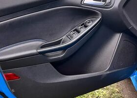 Форд Фокус 2017 в Европе на Automoto.ua Синий Форд Фокус, объемом двигателя 2.3 л и пробегом 27 тыс. км за 38900 $, фото 12 на Automoto.ua