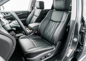 Infiniti QX60 2018 на тест-драйве, фото 13