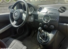 Мазда 2, объемом двигателя 1.4 л и пробегом 227 тыс. км за 756 $, фото 12 на Automoto.ua