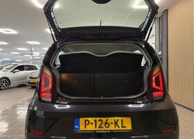 Фольксваген Ап 2022 в Европе на Automoto.ua Черный Фольксваген Ап, объемом двигателя 1 л и пробегом 85 тыс. км за 13687 $, фото 4 на Automoto.ua