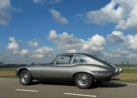 Сірий Ягуар E-Type, об'ємом двигуна 5.34 л та пробігом 63 тис. км за 85761 $, фото 3 на Automoto.ua