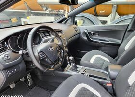 Киа Сид, объемом двигателя 1.58 л и пробегом 91 тыс. км за 10130 $, фото 15 на Automoto.ua