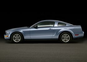 Форд Мустанг, Купе 2004 - 2005 V 4.0 i V6