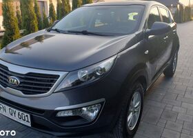 Кіа Sportage, об'ємом двигуна 1.59 л та пробігом 152 тис. км за 11447 $, фото 4 на Automoto.ua