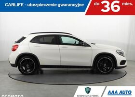Мерседес ГЛА-Клас 2014 у Європі на Automoto.ua Білий Мерседес ГЛА-Клас, об'ємом двигуна 1 л та пробігом 190 тис. км за 16465 $, фото 6 на Automoto.ua