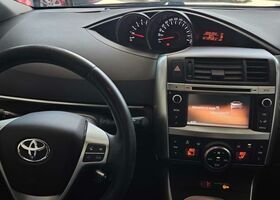 Тойота Версо 2014 у Європі на Automoto.ua Сірий Тойота Версо, об'ємом двигуна 1.6 л та пробігом 145 тис. км за 7900 $, фото 13 на Automoto.ua
