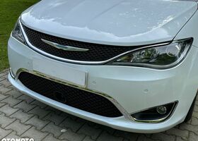 Крайслер Pacifica, об'ємом двигуна 3.6 л та пробігом 112 тис. км за 32289 $, фото 7 на Automoto.ua