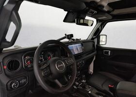 Джип Вранглер 2024 в Европе на Automoto.ua Белый Джип Вранглер, объемом двигателя 2 л и пробегом 50 тыс. км за 59503 $, фото 1 на Automoto.ua