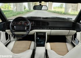 Порше 944, объемом двигателя 2.45 л и пробегом 183 тыс. км за 19644 $, фото 7 на Automoto.ua