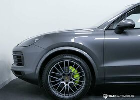 Сірий Порше Cayenne, об'ємом двигуна 3 л та пробігом 63 тис. км за 80973 $, фото 10 на Automoto.ua