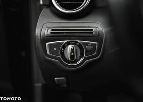 Мерседес Ц-Клас 2016 у Європі на Automoto.ua Синій Мерседес Ц-Клас, об'ємом двигуна 1 л та пробігом 152 тис. км за 19371 $, фото 20 на Automoto.ua