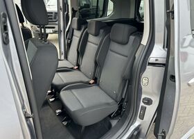 Тойота Proace Verso 2024 у Європі на Automoto.ua Сірий Тойота Proace Verso, об'ємом двигуна 1.5 л та пробігом 15 тис. км за 35990 $, фото 19 на Automoto.ua