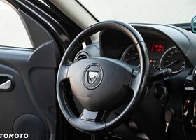 Дачия Duster, объемом двигателя 1.6 л и пробегом 175 тыс. км за 6458 $, фото 26 на Automoto.ua