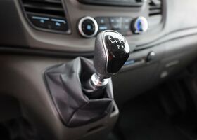 Форд Транзит Кастом 2019 в Европе на Automoto.ua Форд Транзит Кастом, объемом двигателя 2 л и пробегом 73 тыс. км за 28490 $, фото 14 на Automoto.ua