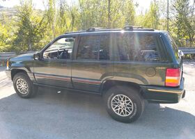 Джип Гранд Чероки 1995 в Европе на Automoto.ua Зеленый Джип Гранд Чероки, объемом двигателя 5.22 л и пробегом 187 тыс. км за 9342 $, фото 3 на Automoto.ua