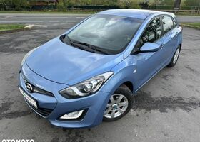 Хендай i30, об'ємом двигуна 1.4 л та пробігом 160 тис. км за 6890 $, фото 3 на Automoto.ua