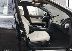 Мерседес Ц-Класс 2008 в Европе на Automoto.ua Черный Мерседес Ц-Класс, объемом двигателя 1 л и пробегом 227 тыс. км за 28500 $, фото 23 на Automoto.ua