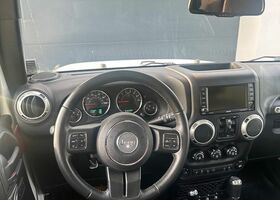 Джип Wrangler, об'ємом двигуна 3.61 л та пробігом 55 тис. км за 33693 $, фото 16 на Automoto.ua