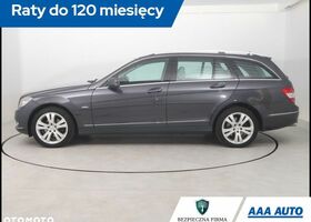 Мерседес Ц-Класс 2008 в Европе на Automoto.ua Черный Мерседес Ц-Класс, объемом двигателя 1 л и пробегом 212 тыс. км за 6538 $, фото 2 на Automoto.ua